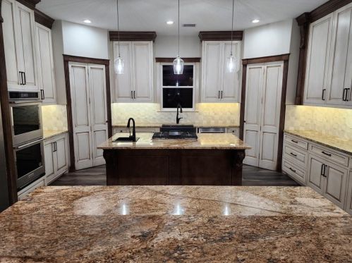 526 Angus Trl, Angleton TX 77515-9833 exterior