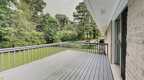4587 Hopewell Rd, Atlanta GA  30337-5408 exterior