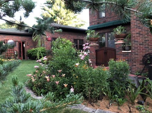 1359 Hamline Ave, Saint Paul MN  55108-2407 exterior