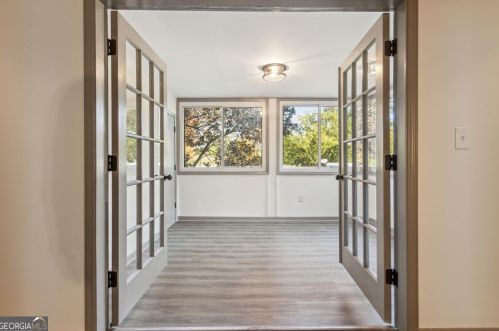 74 Montre Sq, Atlanta GA  30327-4044 exterior