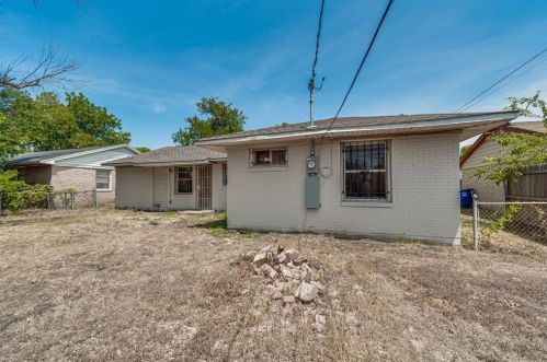 234 Cherry Pt Dr, Dallas TX  75232-3629 exterior