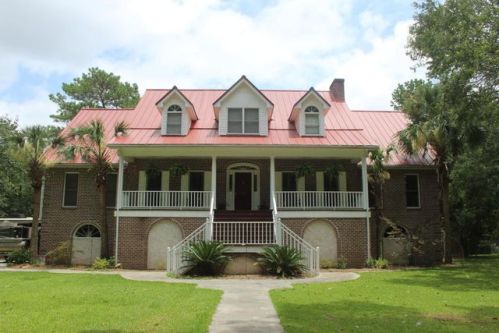 6050 Postell Dr, Ravenel, SC 29470-5358