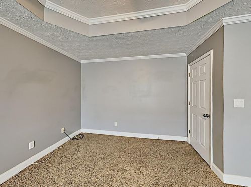 1705 Queen Victoria Ct, Locust Grove GA  30248-3656 exterior