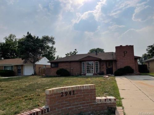2941 Oneida St, Denver, CO 80207-2912