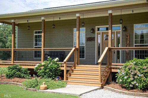300 Green Cir, Mcdonough, GA 30252-4443
