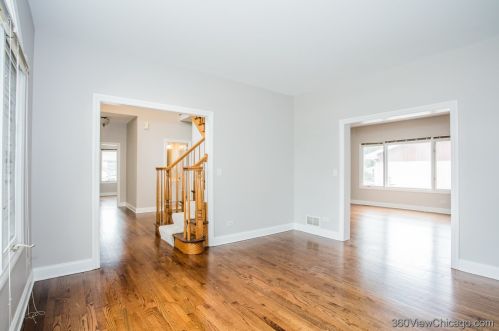 1337 Meyer Dr, Addison, IL 60101-2028