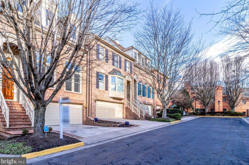 6636 Hampton View Pl, Mc Lean, VA 22101-6003