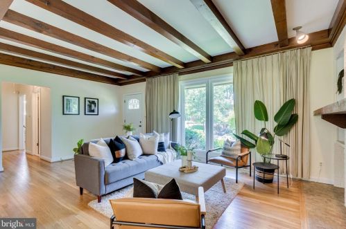 10408 Insley St, Silver Spring MD 20902-4936 exterior