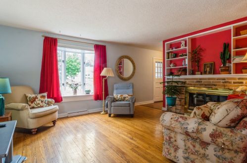 165 Bothwell St, Palatine, IL 60067-6119