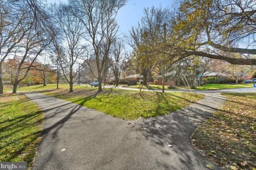 9522 Crosby Rd, Silver Spring MD 20910-1539 exterior