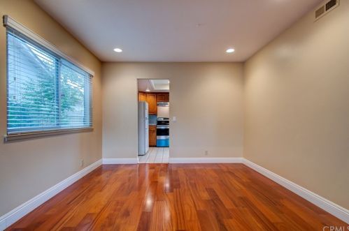 14901 Dahlquist Rd, Irvine CA  92604-2961 exterior