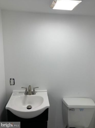 2024 4 St, Philadelphia PA 19122-1508 exterior