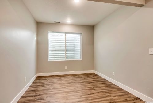 2712 Mt Jordan Rd, Sandy UT 84092-3380 exterior