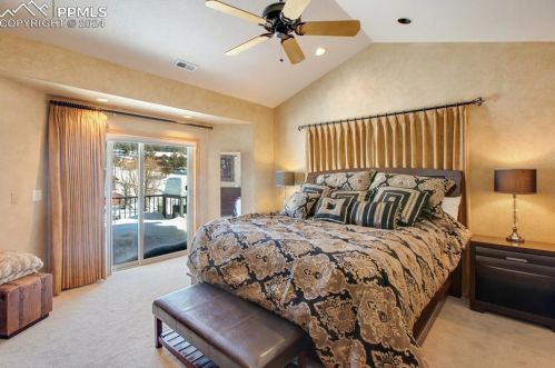 450 Black Bear Trl, Woodland Park CO 80863-8941 exterior