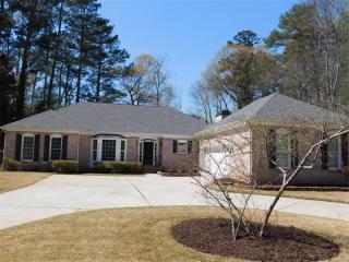 4830 Hampton Lake Dr, Marietta, GA 30068-4307