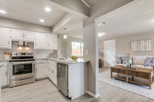 2205 Richbrook Dr, Garland TX  75044-7123 exterior