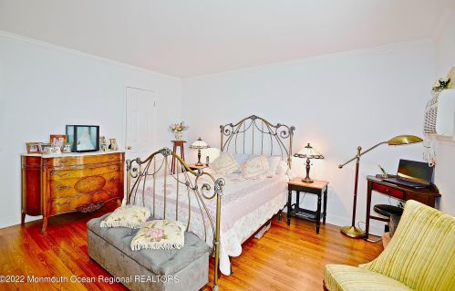 62 Manchester Ct, Tinton Falls NJ  07701-5496 exterior