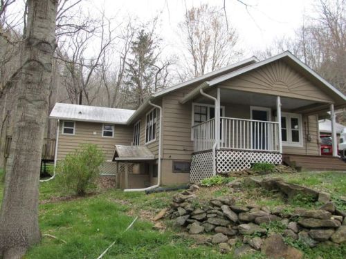 1549 Locust Creek Rd, Sylva, NC 28779-6584