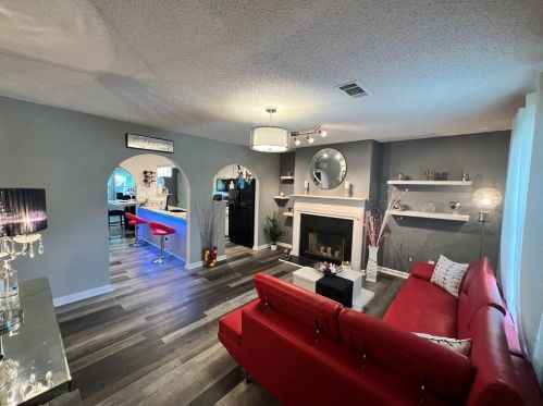 6664 Saganaw Dr, Rex GA 30273-2227 exterior