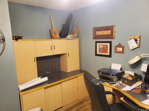 16743 Stallion Pl, Riverside CA  92504-5843 exterior