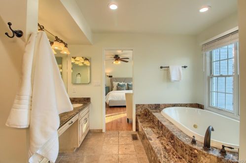 6324 Stanford Ave, Englewood CO 80110-5579 exterior