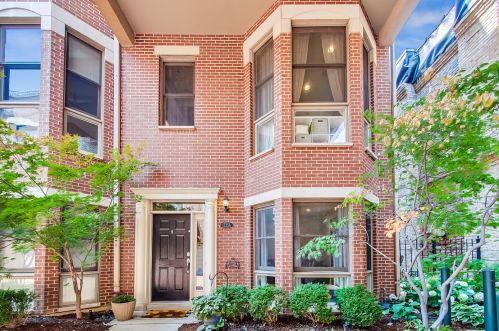 1725 Belmont Ave, Chicago, IL 60657-3019
