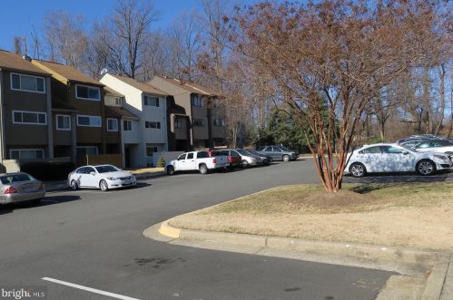 15253 Lodge Ter, Woodbridge VA  22191-3805 exterior