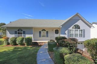 4427 Kings Lake Ct, Chattanooga, TN 37416-2825
