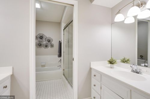 13778 Guild Ave, Saint Paul MN  55124-7612 exterior