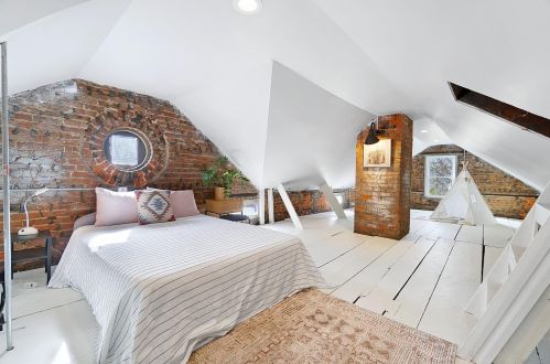 2612 Hemlock St, Cincinnati OH  45206-1608 exterior