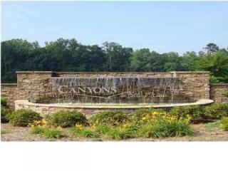 411 Clear Canyon Dr, Hixson, TN 37343