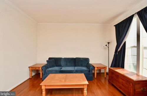 2400 Neabsco Creek Ct, Woodbridge, VA 22191-4578