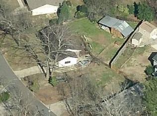633 Oakland Dr, Marietta, GA 30067-7658