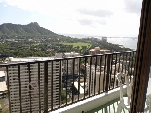 201 Ohua Ave, Honolulu HI 96815-3653 exterior