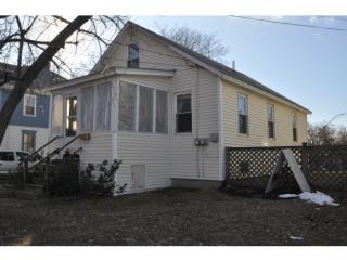 46 Strafford St, Laconia, NH 03246-2738