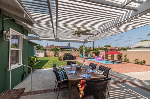 143 Evelyn Dr, Anaheim CA  92805-3419 exterior