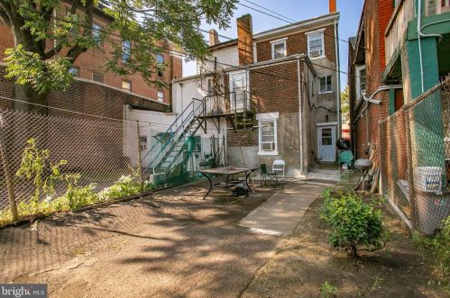 864 Broad St, Trenton NJ 08610-6008 exterior