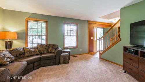 1447 William St, Sycamore, IL 60178-3403