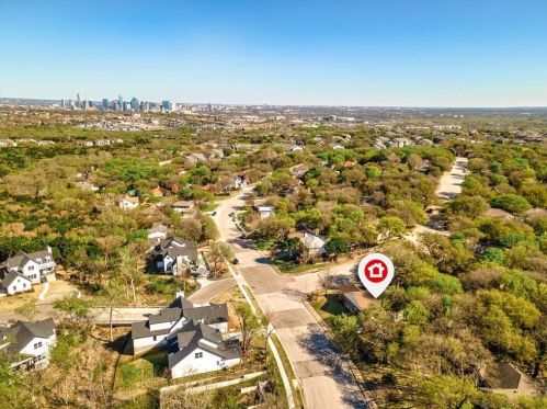 2921 Allison Dr, Austin, TX 78741-7314