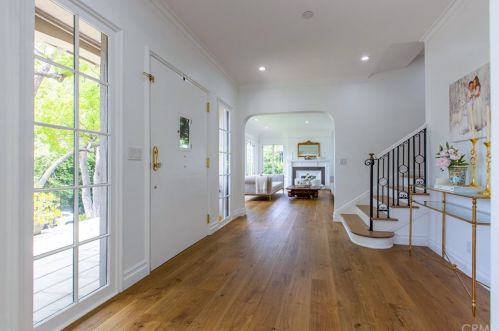815 Mountain St, Glendale CA  91202-1037 exterior