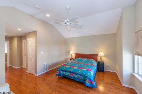 7 Sycamore Ln, Dover NJ  07869-3704 exterior