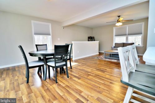 259 Revenoor Rd, Harpers Ferry WV 25425 exterior