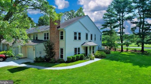 12 Dorset Ct, Princeton NJ  08540-7053 exterior