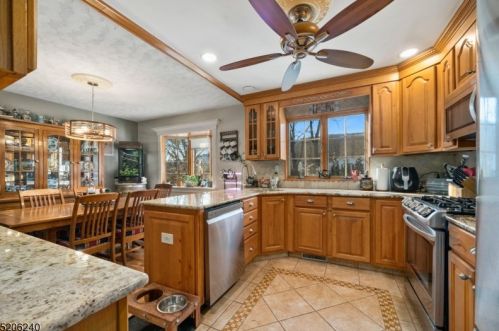 105 Carter Ter, Hackettstown NJ  07840-1002 exterior