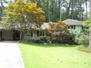 2783 Cosmos Dr, Atlanta, GA 30345-1307