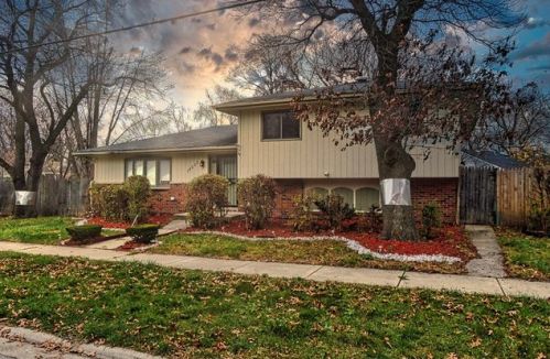 14635 Ellis Ave, Dolton, IL 60419-2212