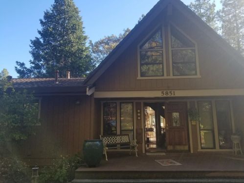 5851 Arrowhead Dr, Michigan Bluff, CA 95631-9686