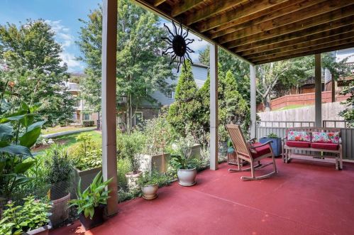 201 Bowen Cir, Atlanta GA  30315-2603 exterior