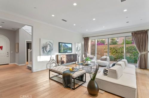 76 Gardenhouse Way, Irvine CA  92620-3373 exterior