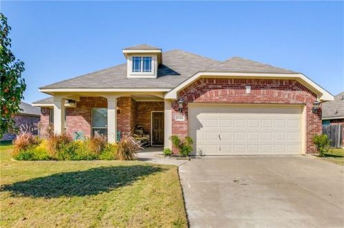 1016 Cutting Horse Dr, Midlothian TX  76063-5726 exterior